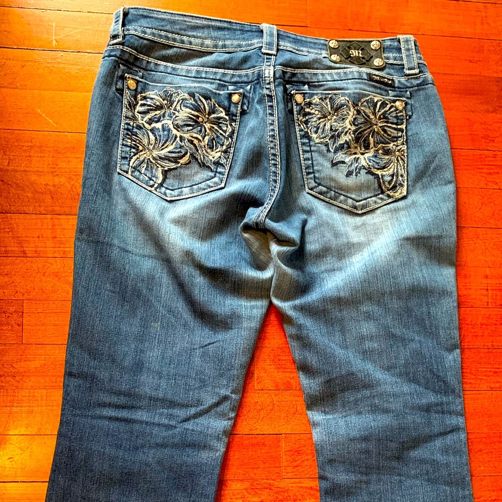 🌸2/$40🌸 Miss Me Boot Cut Denim